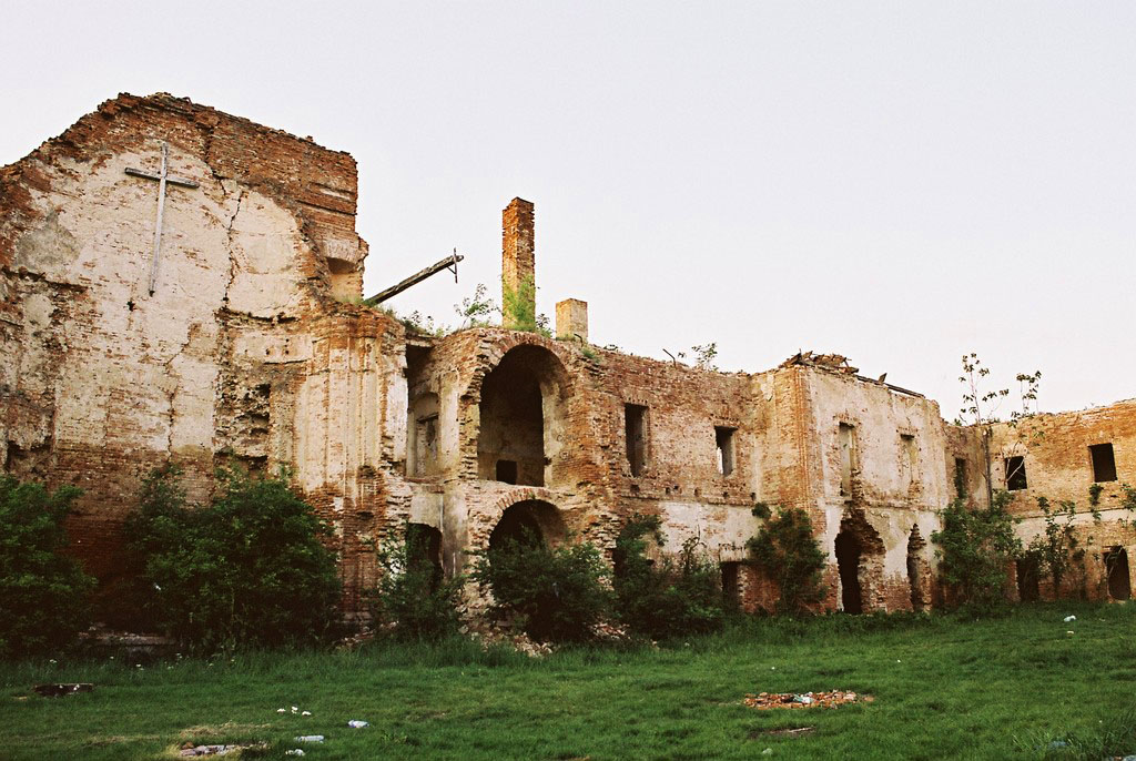Zrúcanina kláštora Mariánska Čeľaď